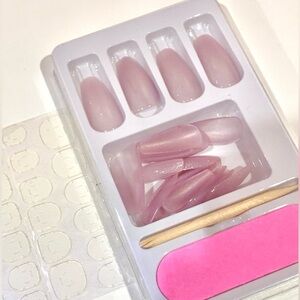 Pink Press-On Nail Set